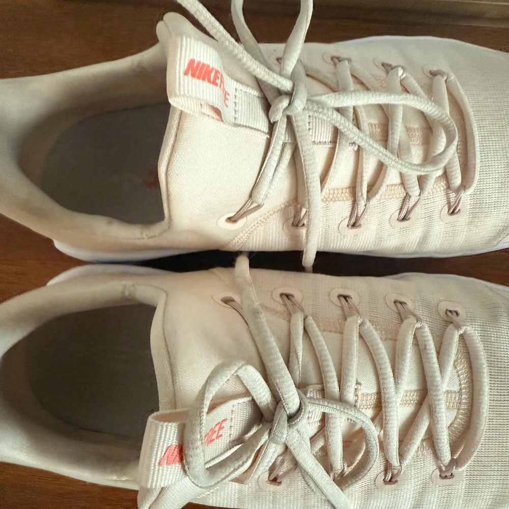 Nike Metcon 6 Beige Coral Trainers (Women’s) - Picture 12 of 12